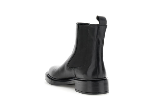CafèNoir Essential Black Leather Chelsea Boot