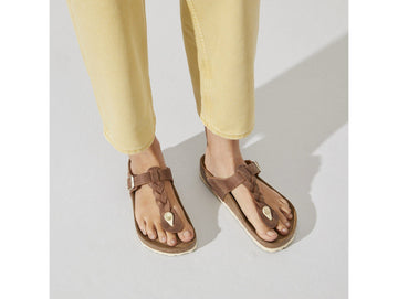 Birkenstock Sandali Donna Gizeh Braided in Pelle Nabuk Cognac