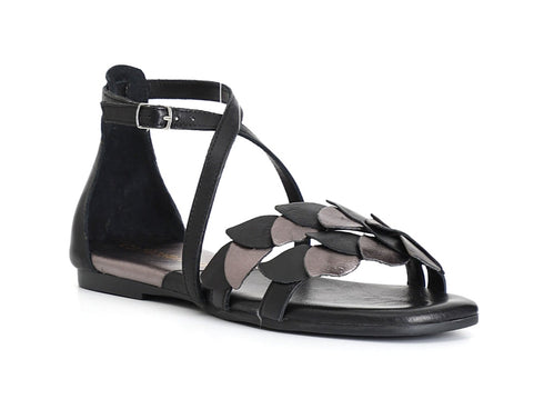 CafèNoir Closed Heel Sandals Crossed Leather Strap