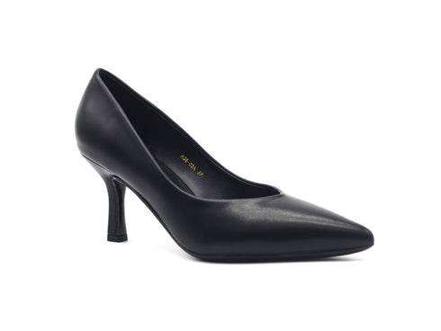 Francesco Milano Black Leather V-Neck Pumps