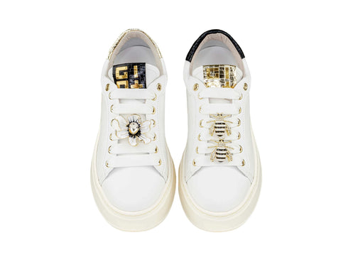 GIO+ Sneakers Donna Pelle con Dettagli Gold e Applicazioni Gioiello