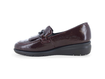Vista laterale e silhouette mocassini Melluso Donna in vernice bordeaux
