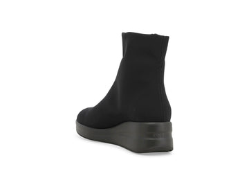 Dettaglio tacco zeppa 5 cm e suola gomma stivaletti Melluso
