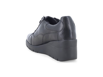 Dettaglio tacco zeppa 5 cm e suola gomma scarpe stringate Melluso