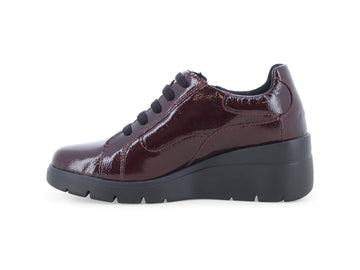 Vista laterale e silhouette scarpe stringate Melluso Donna in vernice bordeaux