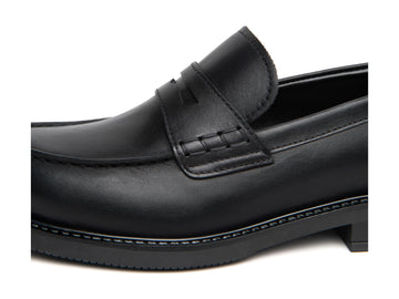 NeroGiardini Women's Loafers in Black Leather
