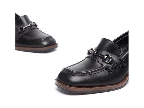 Nero Giardini Mocassini Made in Italy con Morsetto Tomaia Pelle