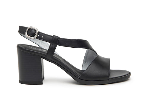 NeroGiardini Sandali Casual Chic 1 Fascia Tomaia Pelle Nera e410440d-100