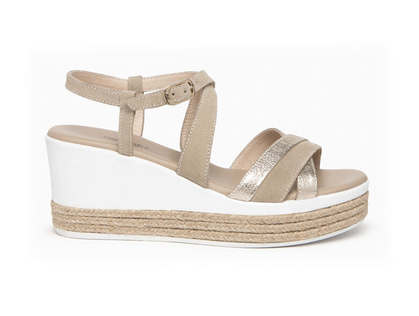 NeroGiardini Sandali Zeppa Cinturino incrociato Camoscio Sabbia Platino E307710D-415