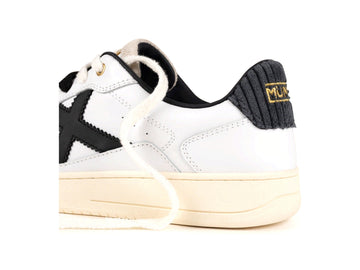 Munich Legit 120 Black and White Men's Sneakers
