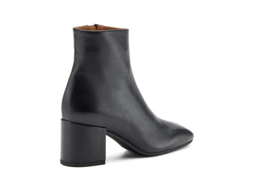 Frau Classic Elegant Ankle Boot Wide Heel Leather Upper