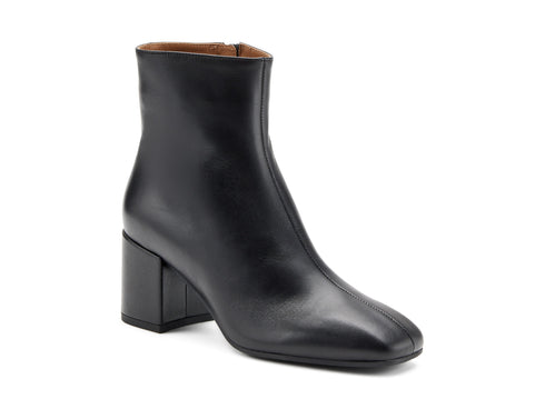 Frau Classic Elegant Ankle Boot Wide Heel Leather Upper
