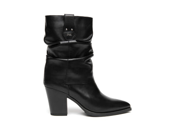 NeroGiardini Stivali Donna in Pelle Nera con Gambale Morbido I617146D-100