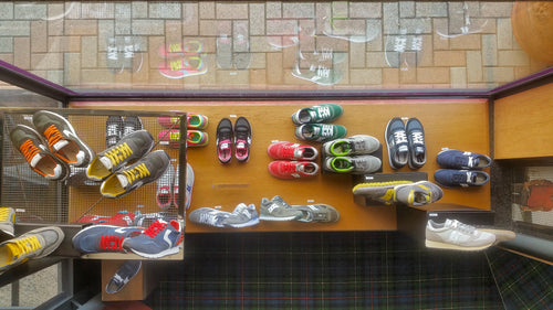 Vetrina sneakers Saucony e Voile Blanche