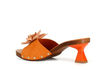 CafèNoir Donna Ciabatta in pelle scamosciata con fiore C1FD6002R003 Arancio