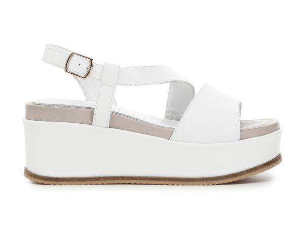 CafèNoir sandali asimmetrici su zeppa in pelle bianca C1HC1260-W001