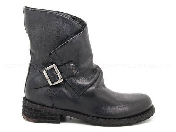 Felmini stivaletti biker cinturino e fibbia donna nero