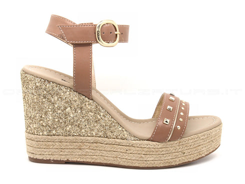 Nero giardini sandali con zeppa alta donna tortora