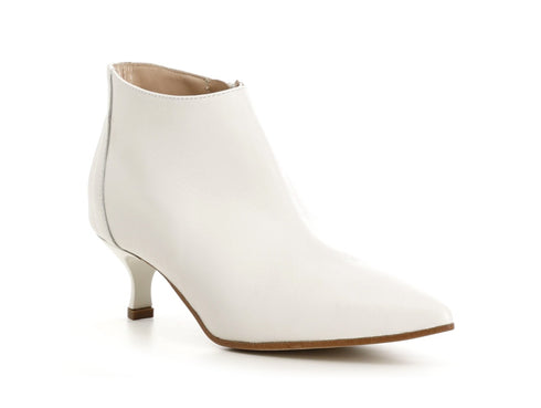 CafèNoir Elegant Ankle Boots with Zip Leather upper