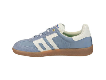 Back 70 Ghost 16 Women's Comfort Sneakers with Refined Details