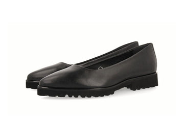 Gioseppo Sauchie Black Leather Ballerinas with Tank Tread Sole
