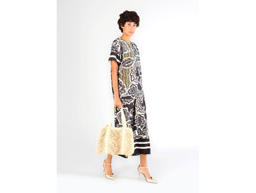 CafèNoir Raffia Shopping Bag with Fringes and Decorative Buttons
