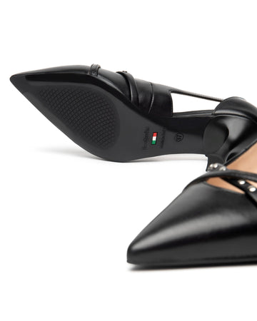 NeroGiardini Women's Black Leather Pumps