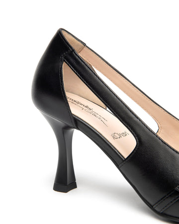 NeroGiardini Women's Black Leather Pumps