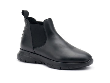 Frau Chelsea Women's Comfort Tech Boot in Black Leather
