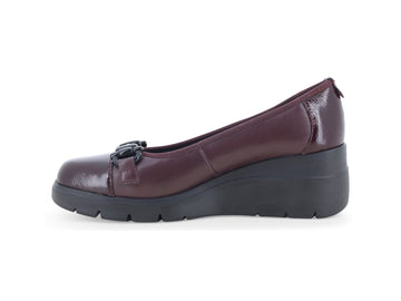 Vista laterale e silhouette décolleté Melluso Donna in pelle bordeaux