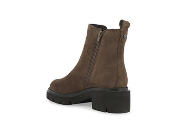 Dettaglio tacco blocco 4 cm e suola gomma stivaletti Melluso