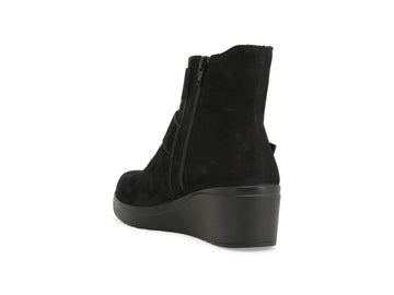 Dettaglio tacco zeppa 5 cm e suola gomma stivaletti Melluso