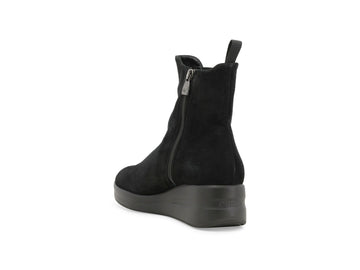 Dettaglio tacco zeppa 5 cm e suola gomma stivaletti Melluso