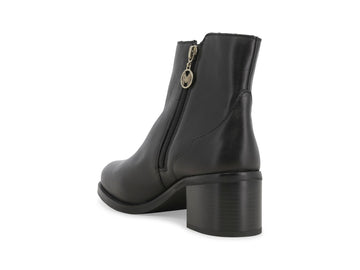 Dettaglio tacco monoblocco 5 cm e suola gomma stivaletti Melluso