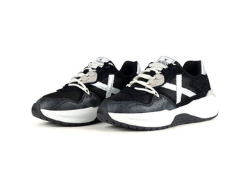 Munich Nexa Women's Sneakers in Black and Silver