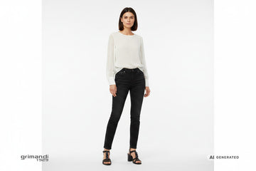 Donna italiana 32 anni con sandali neri NeroGiardini tacco comodo sfondo bianco - AI-Generated Model