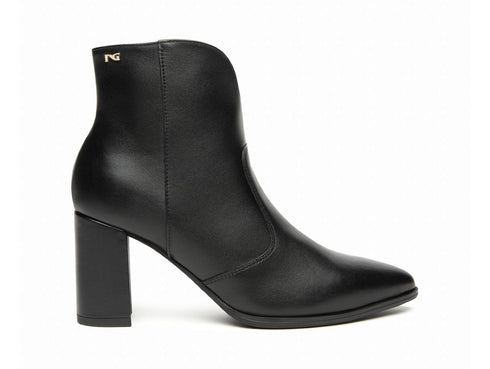 NeroGiardini Tronchetti Eleganti in Pelle Nera con Scollo a V I514340D-100