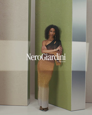 NeroGiardini Stivaletti Texani in Suede con Micro Borchie I513912D-442 Oufit Abbinamenti