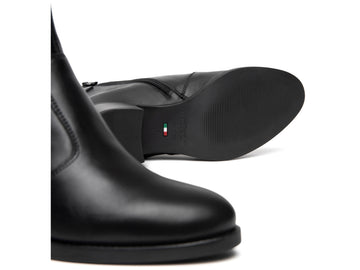 NeroGiardini Women's Boots in Black Leather