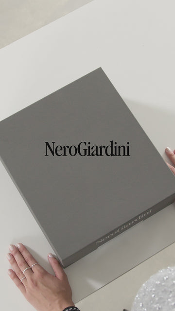 NeroGiardini tronchetti tacco alto donna pelle I205040D-100 neri