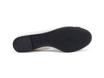 Frau Ballerinas Spring Summer with two-tone leather upper ribbon